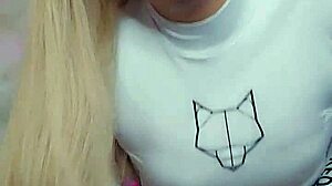 White transsexual in crossdressing jerks off a big cock