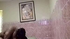 me encontré con mi ex y nos fuimos a coger mientras el cornudo esperaba