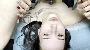 She loves deepthroat