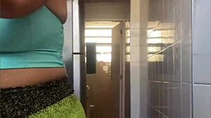 Wearing tight shorts, wanna see my pussy split open while flashing in public?