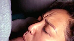 Mi Hermanastra Dafri Chupa El Pene Y Escupe Semen En La Cara