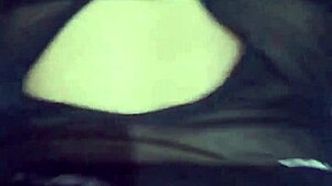 bokep indonesia di ajak mampir kerumah sama tetangga saat suaminya pergi mancing