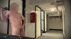 i stroke in public and almost get caught by neighbors