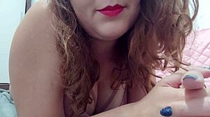 Camgirl Answers Questions About Daily Life