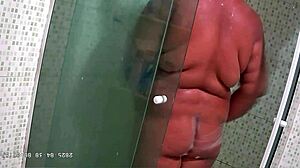 Camera Escondida Madrasta Safada Gordinha Gravada Tomando Vanho