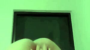 Doña Mary got horny and sent me her nudes