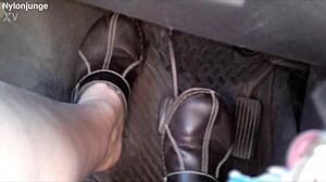 Best feet in the car with girlfriend