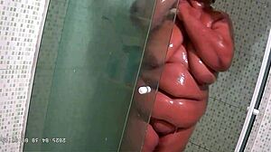 Camera Escondida Madrasta Safada Gordinha Gravada Tomando Vanho