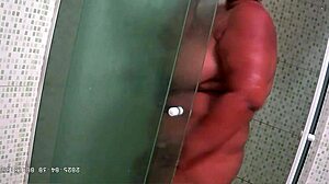 Camera Escondida Madrasta Safada Gordinha Gravada Tomando Vanho