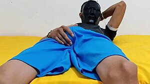 Masturbating that huge cock up close 😏