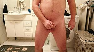 david neptun jerking off