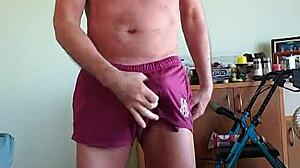 My new n2n gym shorts are driving pervy papifacheros crazy from the soft material