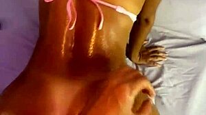 Peguei A Coelhinha Putinha E Apresentei A Minha Cenoura Pra Ela - Completo No Red