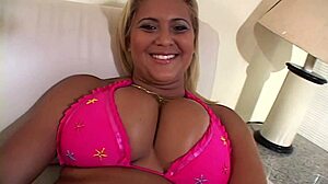 Babalu just got pulled off the rack for a session.