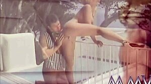 Retro blondie taking a big cock 😏