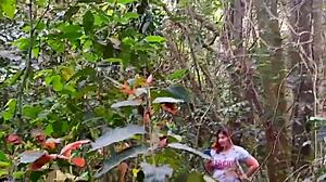 Flashing Pussy in Ecological Park