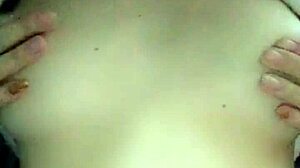 Vietnam girl shows tits