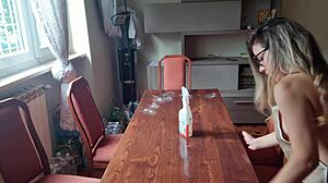 i cleaned the neighbor's table and removed my panties