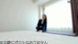 sexy girl sucks and bonks chap provocatively