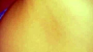 Mis amigos estaban cogiendo en los cuartos y me tuve que coger en el baño de una casa a la morrita enfiestada en una fiesta de compas