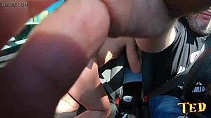 Na carona do ted 41 temos uma casada e bem safada