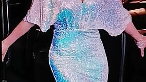 Feel Passion in Urvashi Rautela Cum Tribute.