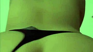 Girlfriend's huge latina ass bounces homemade