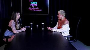 Slut swallows cum from strangers at gloryhole