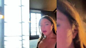 Luna Doll - Je Me Fais Baiser En Plan Direct À L'hôtel