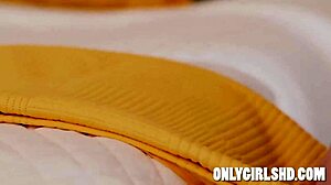 Anna Claire Clouds And Scarlett Alexis Scissor Hard Before Italy Trip