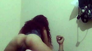 Latina Teen Has Passionate Sex With Tinder Guy In Homemade Video