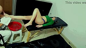 Delicious massage from a cunning masseuse, turning intimate