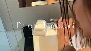 Fudi no banheiro da faculdade com um colega de sala