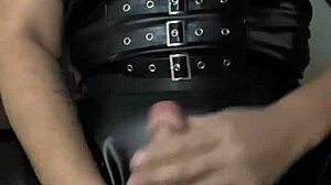 Big titty step mom helps little puck in household fantasy