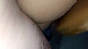 I'm eating the first pussy of a gringo in Colombia