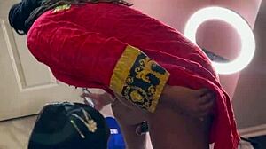 The postal worker with a big ass in a hardcore sex tape