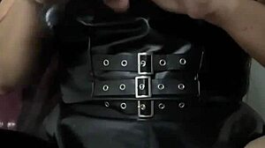 Big titty step mom helps little puck in household fantasy