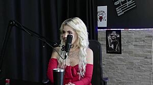 Simultaneous Pissing Girls After Glass Dildo Play.