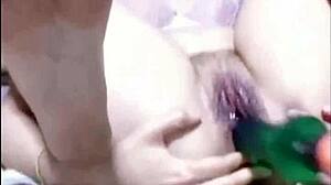 watch me squirt on the fuckmachine?