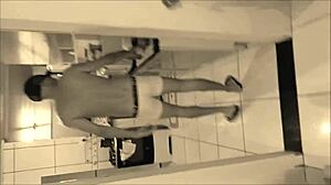 Meia-irma me deixou com erecao