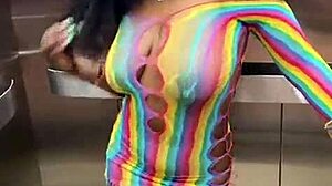 Fucked my landlord's wife in elevator