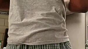 cubby so lovely in solo pose