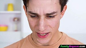 Invisible step-brother bangs sister in laundry! Wild familyorgasm!