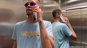 a mina do xvideos tava com fogo na bucetinha dela por mim e comi ela antes de nos encostar no baile