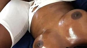 Wow! Homemade Sex on Sala Day with Muscular Bodybuilder Rocks!