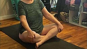 Hot Milf Doing Morning Yoga!