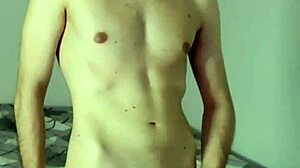 Smartphone Version 9 16 Masturbation And Cum On Webcam With Face 30!