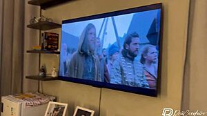 Naj bi bil film in popcorn, ampak sem sedla na okusen kurac tega lopova