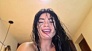 Enjoying Colombian beauty's curves - Aleja Palacios