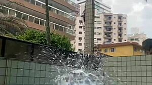 Ele Ficou Passando A Rola Dura Em Mim Dentro Da Piscina